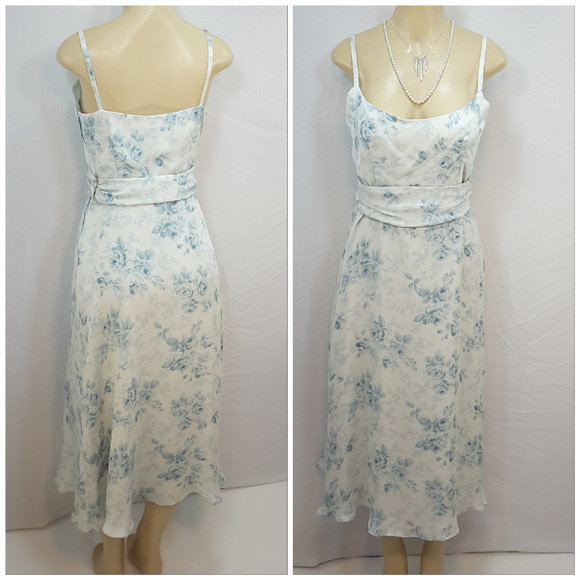 Floral Fully Lined Dress, size Medium - Picture 4 of 8